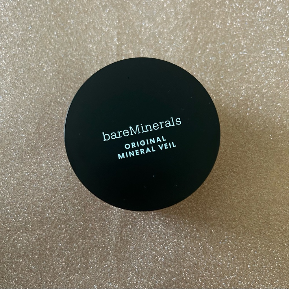 BareMinerals Original Mineral Veil Loose Setting Powder in Original Translucent - Picture 2 of 4